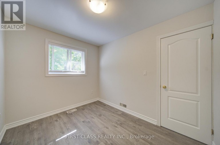 427 LESLIE STREET, Toronto (South Riverdale), Ontario, M4M3E3