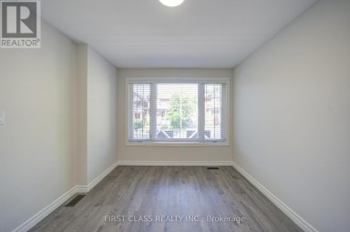 427 LESLIE STREET Toronto (South Riverdale) Ontario photo 5