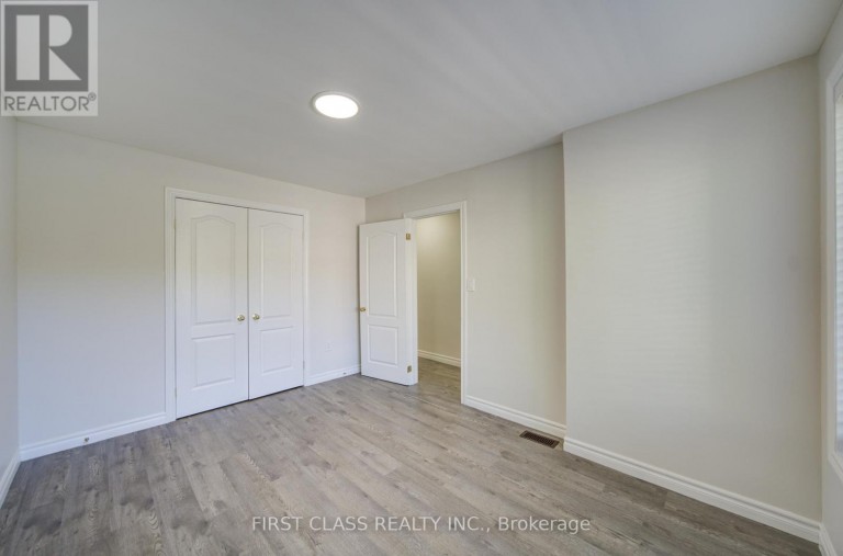 427 LESLIE STREET, Toronto (South Riverdale), Ontario, M4M3E3
