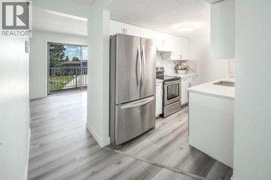 49, 1055 72 Avenue NW Calgary Alberta photo 5