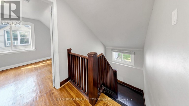 226 OAKRIDGE DRIVE, Toronto (Cliffcrest), Ontario, M1M2B3