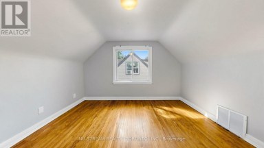 226 OAKRIDGE DRIVE Toronto (Cliffcrest) Ontario photo 17
