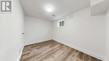 226 OAKRIDGE DRIVE Toronto (Cliffcrest) Ontario photo 30