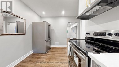 226 OAKRIDGE DRIVE Toronto (Cliffcrest) Ontario photo 9