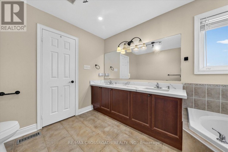1584 QUAIL RUN DRIVE, Oshawa (Taunton), Ontario, L1K0E1