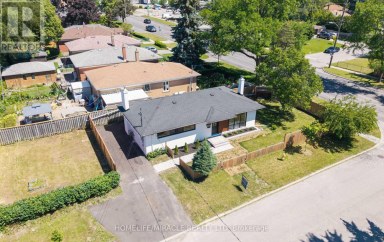 22 ARNPRIOR ROAD Toronto (Bendale) Ontario photo 3