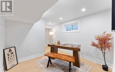 22 ARNPRIOR ROAD Toronto (Bendale) Ontario photo 32