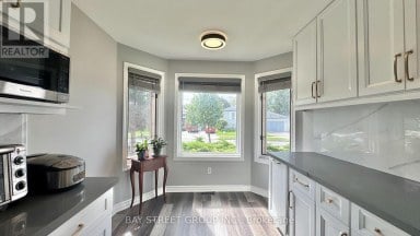 8223 MARCON STREET Niagara Falls (Ascot) Ontario photo 10