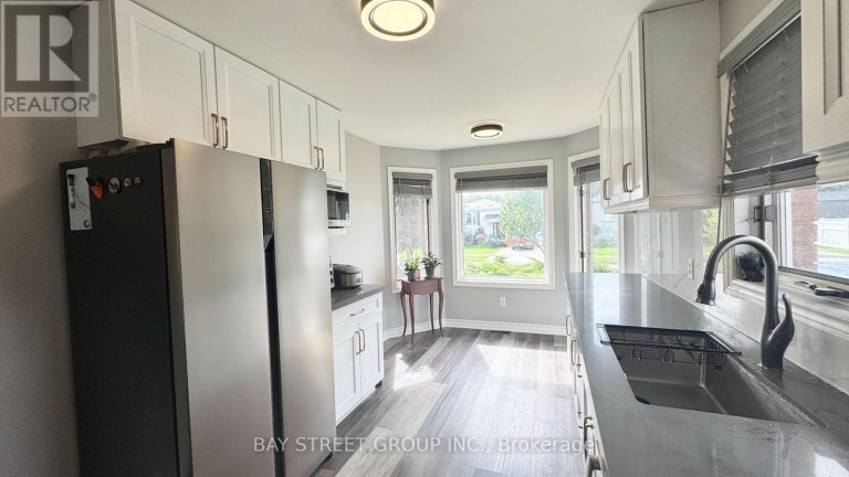 8223 MARCON STREET, Niagara Falls (Ascot), Ontario, L2H3A9