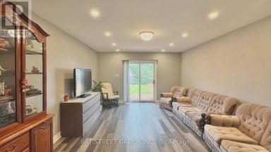 8223 MARCON STREET Niagara Falls (Ascot) Ontario photo 17