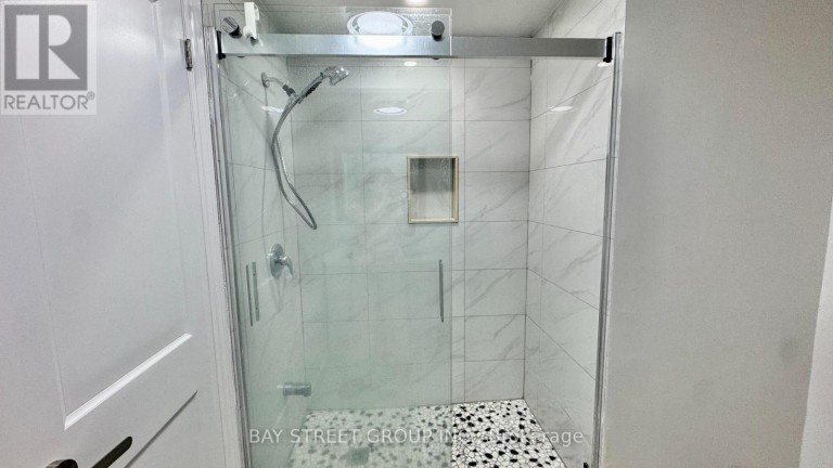 8223 MARCON STREET, Niagara Falls (Ascot), Ontario, L2H3A9