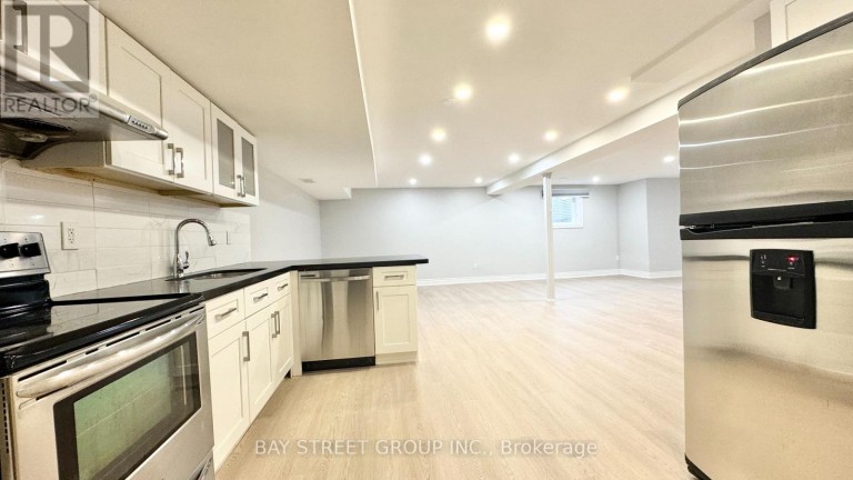 8223 MARCON STREET, Niagara Falls (Ascot), Ontario, L2H3A9