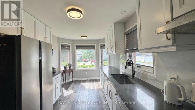 8223 MARCON STREET, Niagara Falls (Ascot), Ontario, L2H3A9