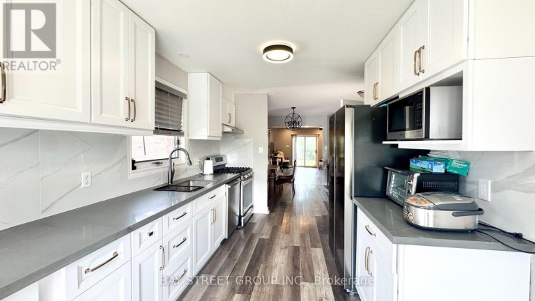 8223 MARCON STREET, Niagara Falls (Ascot), Ontario, L2H3A9