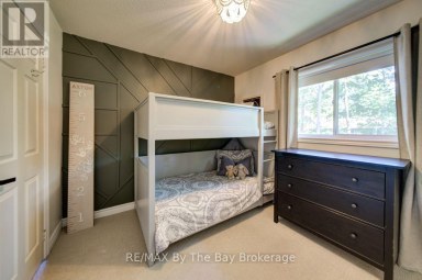 29 DOWNER CRESCENT Wasaga Beach Ontario photo 17