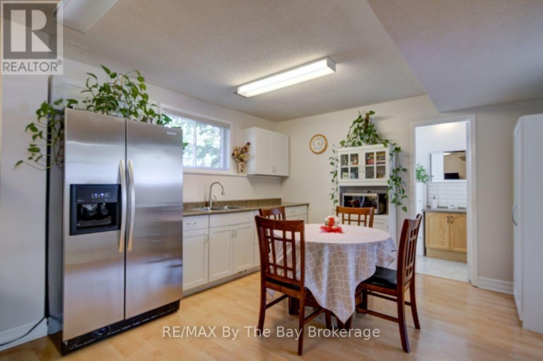 29 DOWNER CRESCENT, Wasaga Beach, Ontario, L9Z1C3