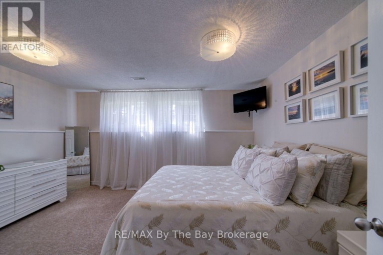 29 DOWNER CRESCENT, Wasaga Beach, Ontario, L9Z1C3