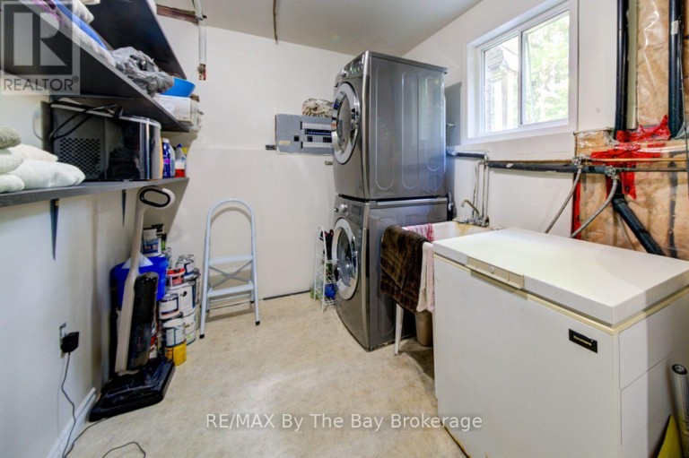 29 DOWNER CRESCENT, Wasaga Beach, Ontario, L9Z1C3