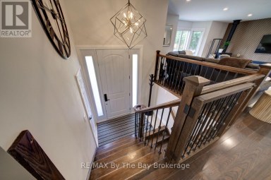 29 DOWNER CRESCENT Wasaga Beach Ontario photo 4