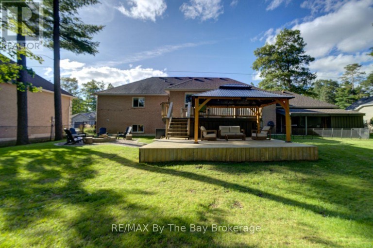 29 DOWNER CRESCENT, Wasaga Beach, Ontario, L9Z1C3