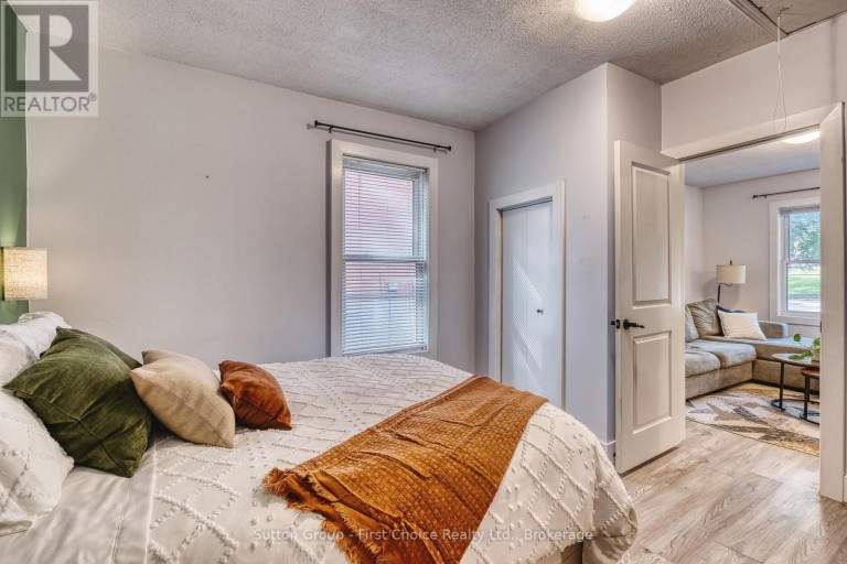 157 FRONT STREET S, Stratford, Ontario, N5A4H5