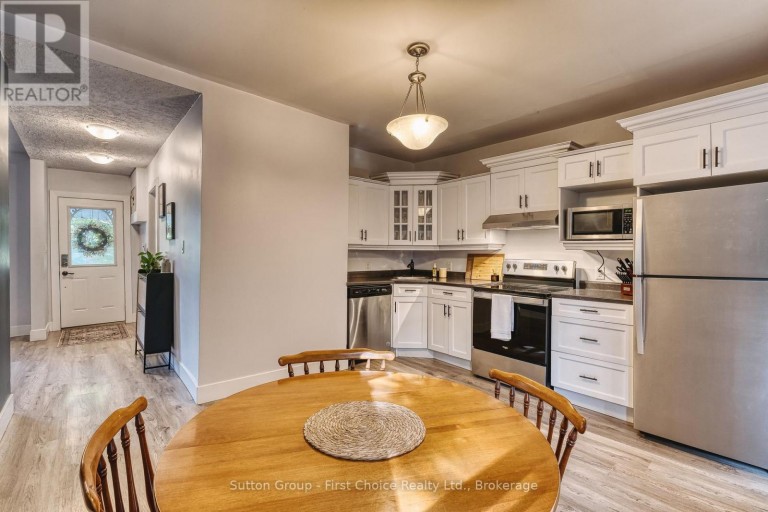 157 FRONT STREET S, Stratford, Ontario, N5A4H5