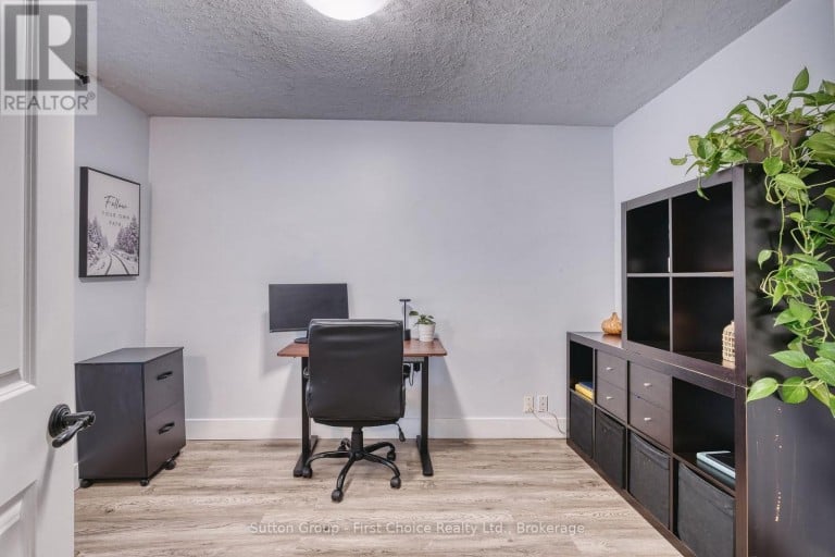 157 FRONT STREET S, Stratford, Ontario, N5A4H5