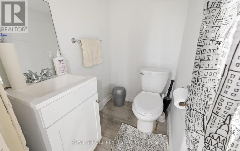 14 LIBERTY PLACE, Clarington (Bowmanville), Ontario, L1C1W6
