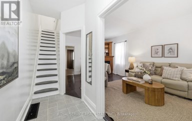 14 LIBERTY PLACE Clarington (Bowmanville) Ontario photo 4