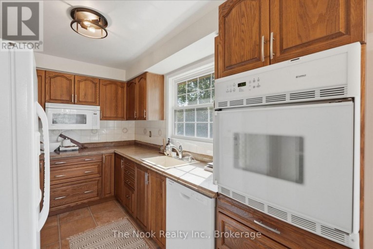 45 BERNICK CRESCENT, Whitchurch-Stouffville (Stouffville), Ontario, L4A6C6