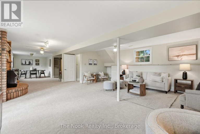 45 BERNICK CRESCENT, Whitchurch-Stouffville (Stouffville), Ontario, L4A6C6