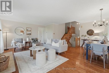 45 BERNICK CRESCENT Whitchurch-Stouffville (Stouffville) Ontario photo 6