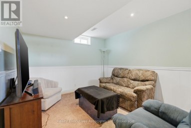 71 TRUAX STREET Kawartha Lakes (Lindsay) Ontario photo 16