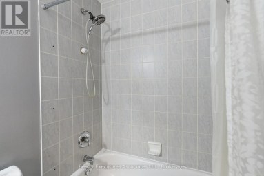 71 TRUAX STREET Kawartha Lakes (Lindsay) Ontario photo 35