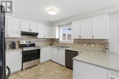 71 TRUAX STREET Kawartha Lakes (Lindsay) Ontario photo 8