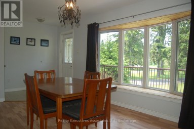 211 ALPINE LAKE ROAD Trent Lakes Ontario photo 8