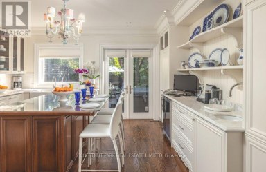 79 HAZELTON AVENUE Toronto (Annex) Ontario photo 10