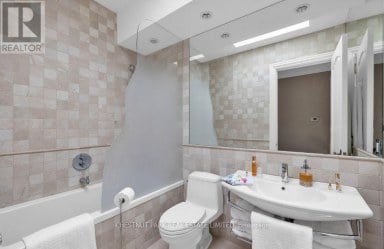 79 HAZELTON AVENUE Toronto (Annex) Ontario photo 25