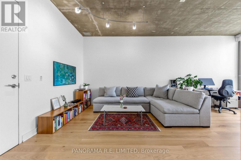 1013 - 60 BATHURST STREET, Toronto (Niagara), Ontario, M5V2P4