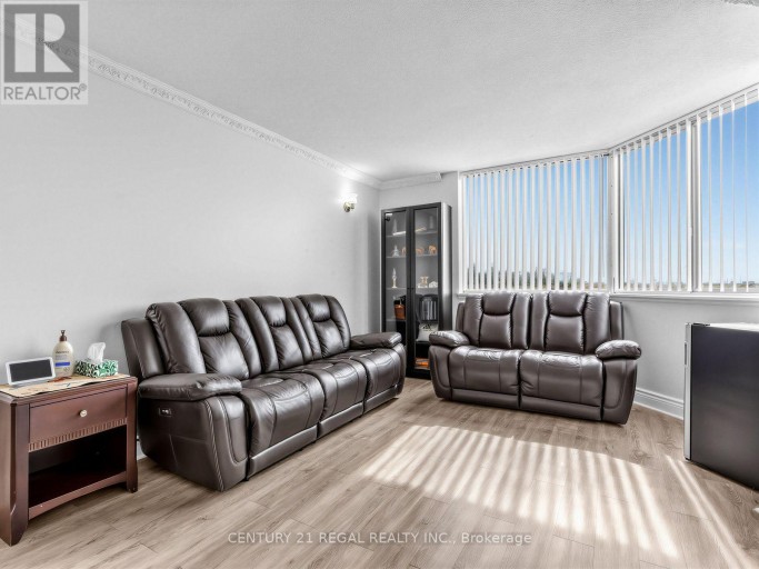 2105 - 234 ALBION ROAD, Toronto (Elms-Old Rexdale), Ontario, M9W6A5