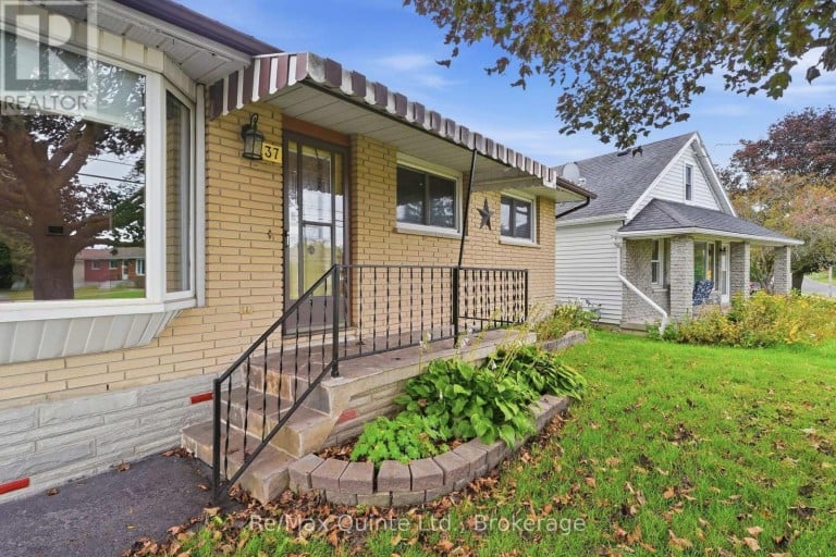237 BYRON STREET, Quinte West (Trenton Ward), Ontario, K8V2Z2