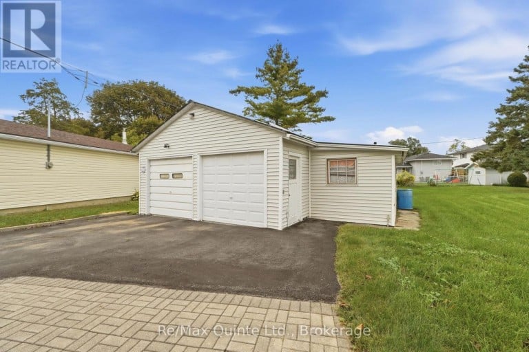 237 BYRON STREET, Quinte West (Trenton Ward), Ontario, K8V2Z2