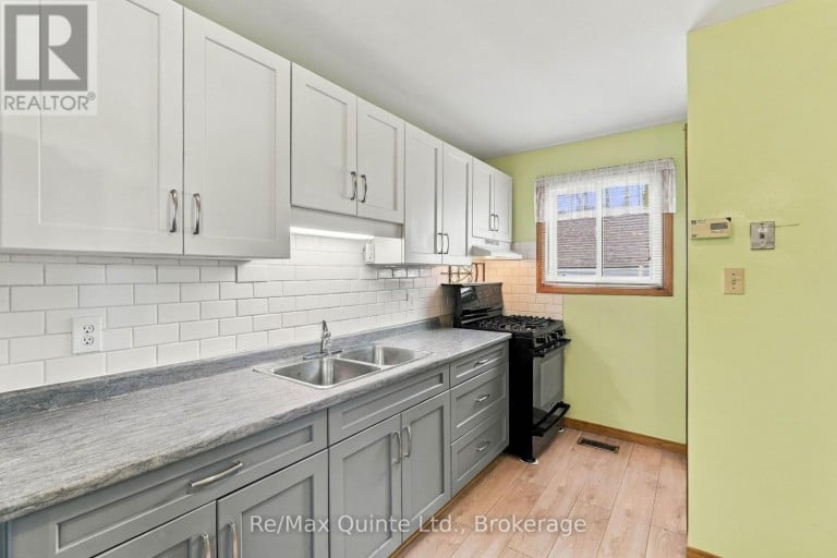 237 BYRON STREET, Quinte West (Trenton Ward), Ontario, K8V2Z2