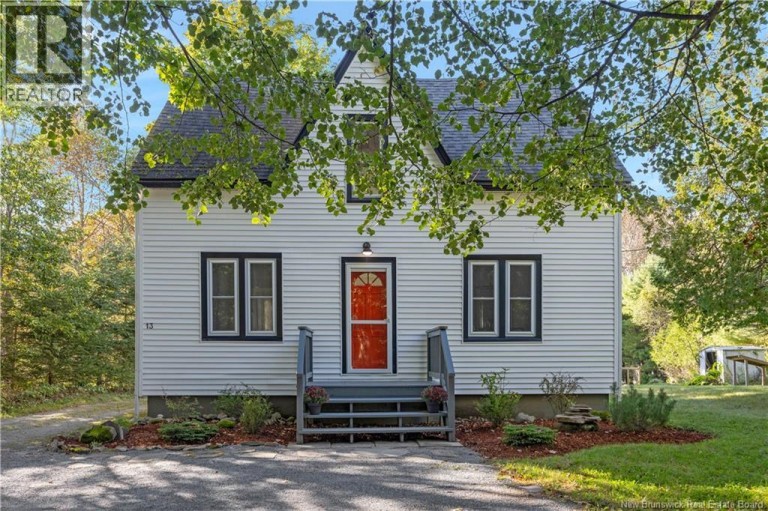 13 Ball Park Road, Rothesay, New Brunswick, E2E2B7