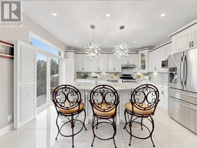 127 RUSSELL JARVIS DRIVE, Markham (Legacy), Ontario, L3S4B3