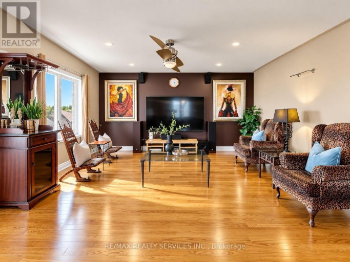 127 RUSSELL JARVIS DRIVE, Markham (Legacy), Ontario, L3S4B3