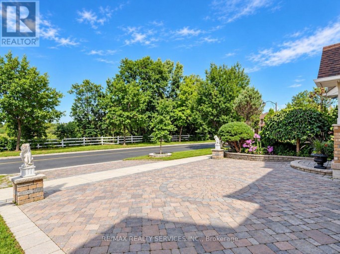 127 RUSSELL JARVIS DRIVE, Markham (Legacy), Ontario, L3S4B3