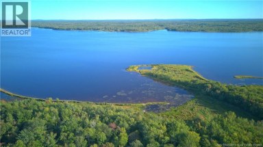 1030 Cox Point Road Cumberland Bay New Brunswick photo 3