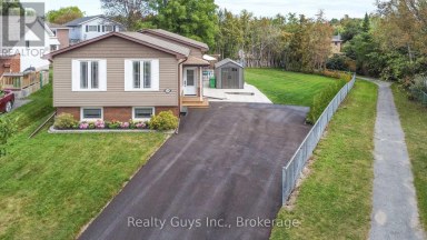 2106 SPRINGWOOD ROAD Peterborough (Monaghan Ward 2) Ontario photo 1