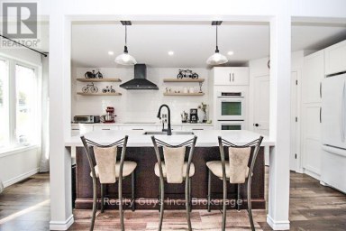 2106 SPRINGWOOD ROAD Peterborough (Monaghan Ward 2) Ontario photo 18